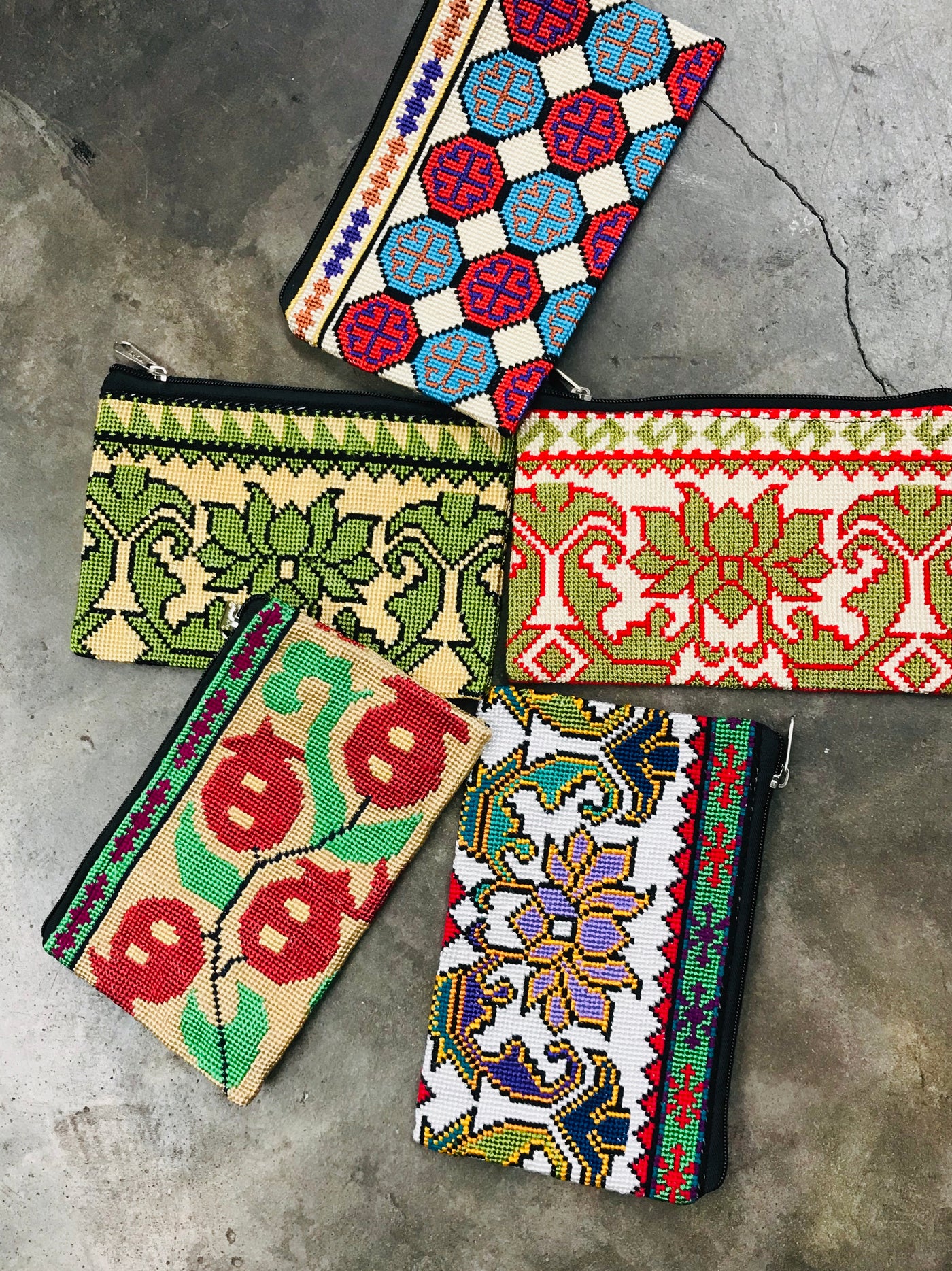 Meredith Strauss - Handmade Needle Pointbags