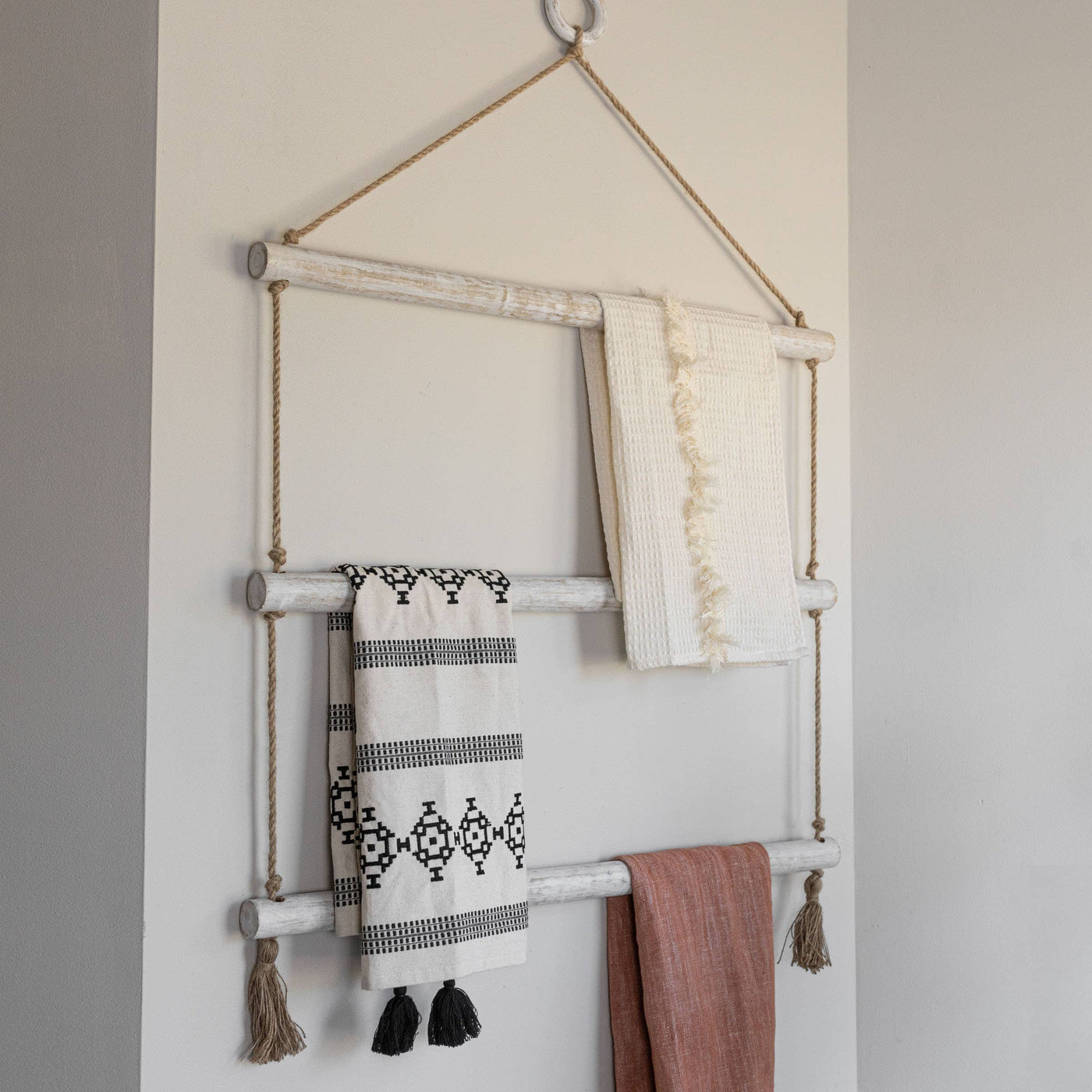 Hudson Hanging Blanket Ladder